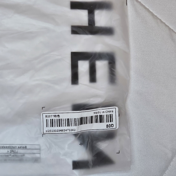 36D Strapless Push-Up Bra, Anti-Slip & Breathable Silicone Seamless Underwear - Picture 3 of 11